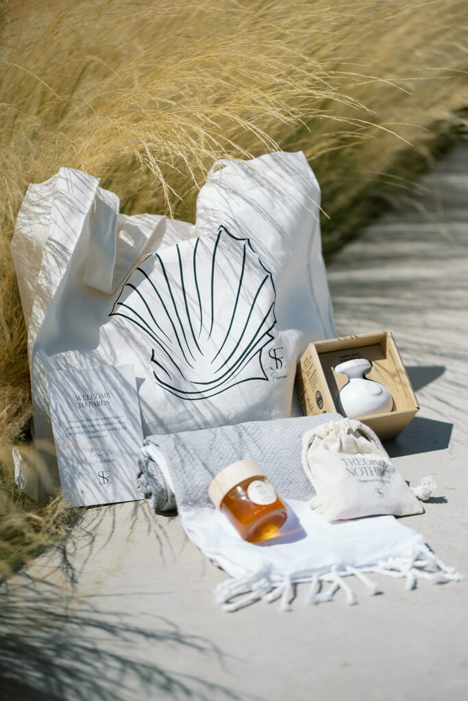 Wedding in Greece, Bride in Paros, Event planner in Greece, Event planner in Paros, Wedding in Paros, Destination wedding in Greece, Best event planners in Greece, Luxury wedding in Paros, Wedding flowers, Wedding ceremony