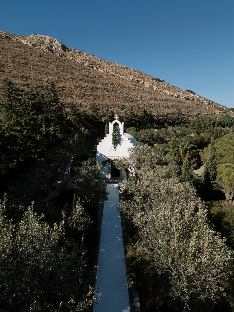 Wedding in Greece, Bride in Paros, Event planner in Greece, Event planner in Paros, Wedding in Paros, Destination wedding in Greece, Best event planners in Greece, Luxury wedding in Paros, Wedding flowers, Wedding ceremony