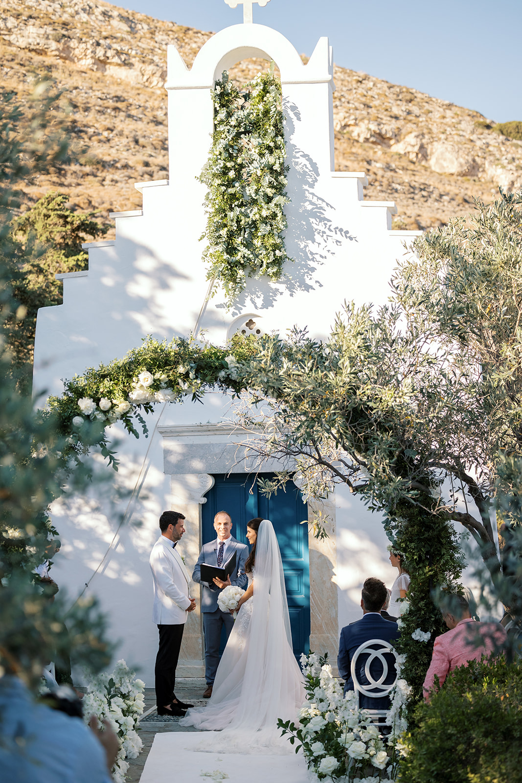 Wedding in Greece, Bride in Paros, Event planner in Greece, Event planner in Paros, Wedding in Paros, Destination wedding in Greece, Best event planners in Greece, Luxury wedding in Paros, Wedding flowers, Wedding ceremony