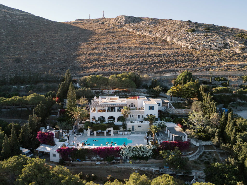 Wedding in Greece, Bride in Paros, Event planner in Greece, Event planner in Paros, Wedding in Paros, Destination wedding in Greece, Best event planners in Greece, Luxury wedding in Paros, Wedding flowers, Wedding ceremony