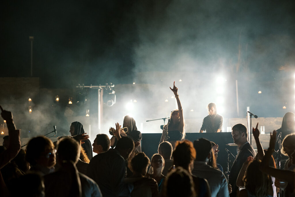 Wedding in Greece, Bride in Paros, Event planner in Greece, Event planner in Paros, Wedding in Paros, Destination wedding in Greece, Best event planners in Greece, Luxury wedding in Paros, Wedding flowers, Wedding party, Wedding Reception, Hydrangeas wedding, All white wedding