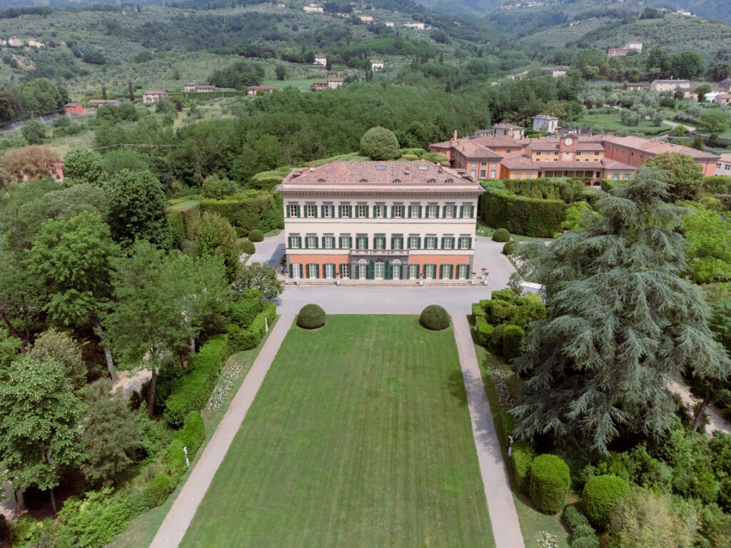 Wedding in Italy, Event planner in Greece & Italy, Event planner in Florence, Wedding in Italy, Destination wedding in Greece & Italy, Best event planners in Greece & Italy, Wedding flowers, Wedding party, Wedding Reception, Villa wedding