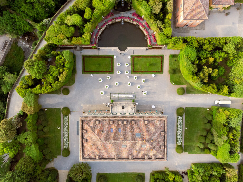 Wedding in Italy, Event planner in Greece & Italy, Event planner in Florence, Wedding in Italy, Destination wedding in Greece & Italy, Best event planners in Greece & Italy, Wedding flowers, Wedding party, Wedding Reception, Villa wedding