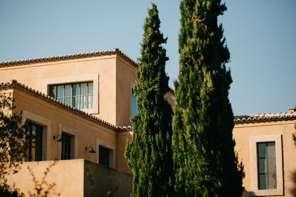 Wedding in Greece, Event planner in Greece, Event planner in Athens, Wedding in Athens, Destination wedding in Greece, Best event planners in Greece, Luxury wedding in Athens, Wedding flowers, Wedding party, Wedding Reception, Peach wedding, Countryside wedding