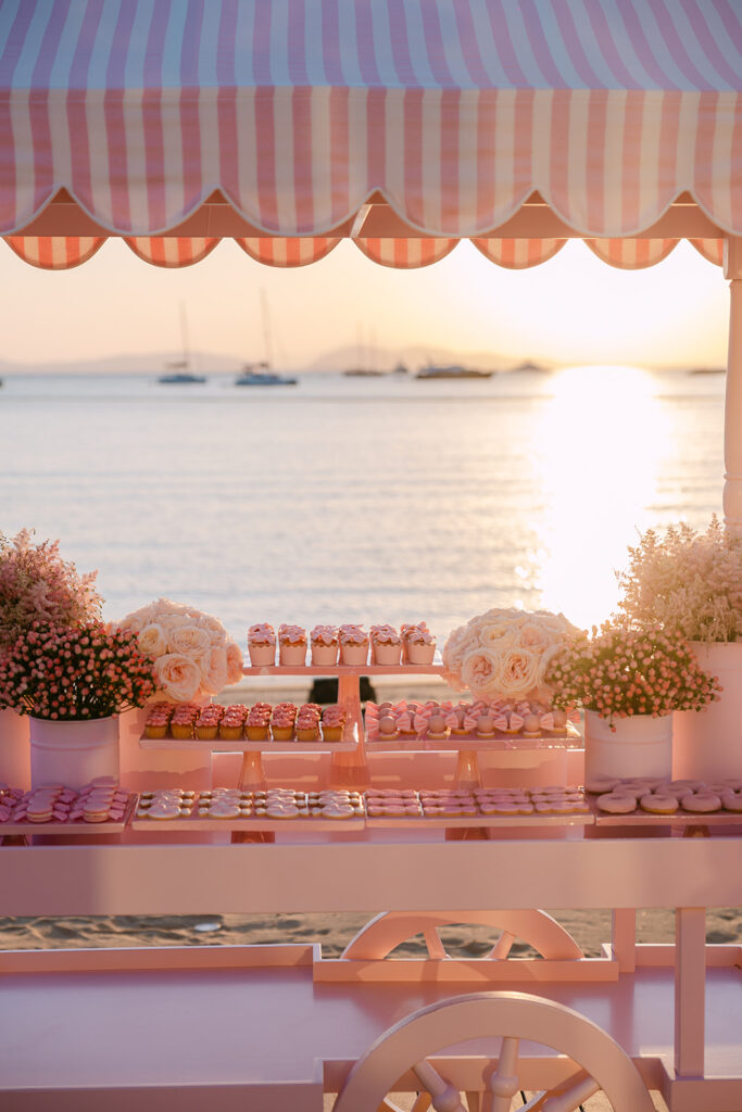 Wedding in Greece, Event planner in Greece, Event planner in Athens, Wedding in Athenian Riviera, Destination wedding in Greece, Best event planners in Greece, Wedding flowers, Wedding party, Wedding Reception, One and Only Athens, One and Only Athen wedding, Manko restaurant wedding, Pink On Pink, Pink wedding