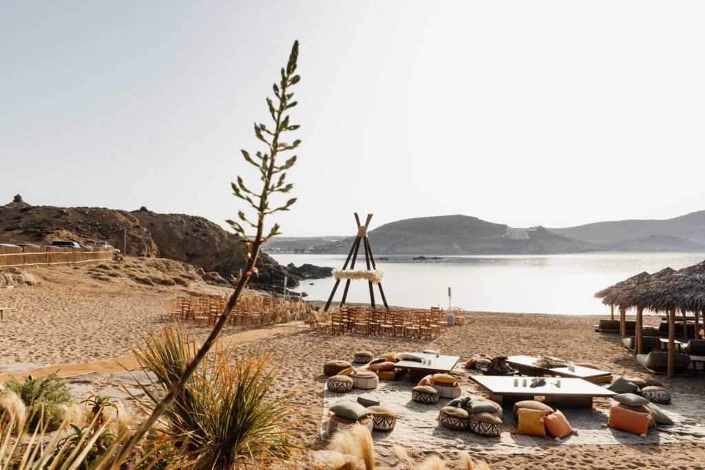 Wedding in Mykonos, Event planner in Greece, Event planner in Mykonos, Wedding in Greece, Destination wedding in Greece, Best event planners in Greece, Wedding flowers, Wedding party, Wedding Reception, Beach wedding, Alemagou wedding, Boho wedding in Mykonos, Mykonian wedding, Jewish wedding in Mykonos, Jewish chuppah on the beach, Jewish wedding in Greece