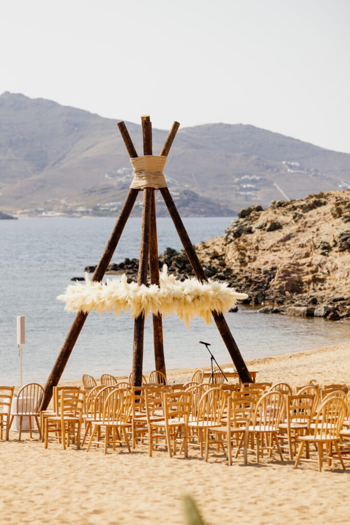 Wedding in Mykonos, Event planner in Greece, Event planner in Mykonos, Wedding in Greece, Destination wedding in Greece, Best event planners in Greece, Wedding flowers, Wedding party, Wedding Reception, Beach wedding, Alemagou wedding, Boho wedding in Mykonos, Mykonian wedding, Jewish wedding in Mykonos, Jewish chuppah on the beach, Jewish wedding in Greece