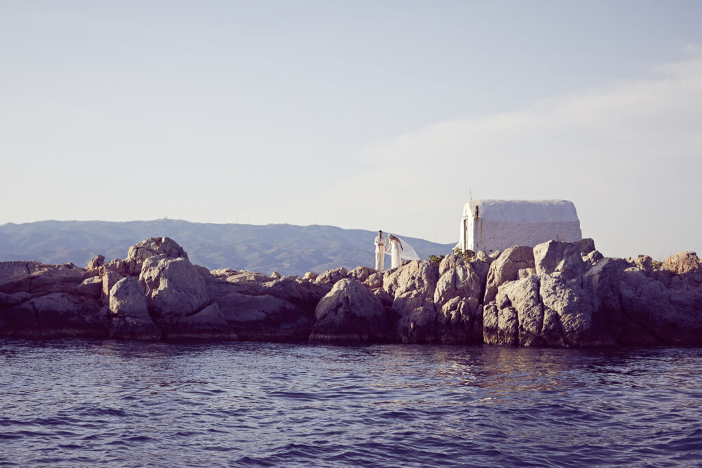 Wedding in Greece, Event planner in Greece, Event planner in Hydra, Wedding in Hydra, Destination wedding in Greece, Best event planners in Greece, Wedding flowers, Wedding party, Wedding Reception, Seaside wedding