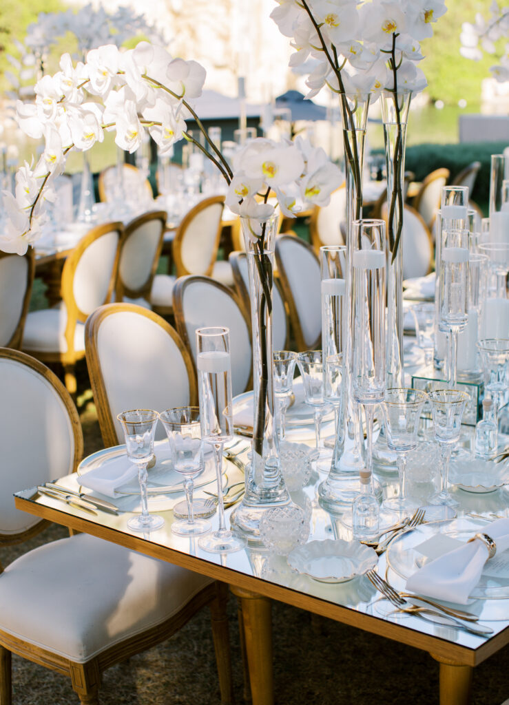 Wedding in Greece, Event planner in Greece, Event planner in Athens, Wedding in Athens, Destination wedding in Greece, Best event planners in Greece, Luxury wedding in Athenian Riviera, Wedding flowers, Wedding party, Wedding Reception, Lake Vouliagmeni, Mirrors, Orchids wedding, All white wedding in Athens, Floral design